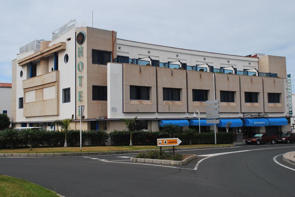 Hotel Puerto De Las Nieves Agaete  Exterior photo
